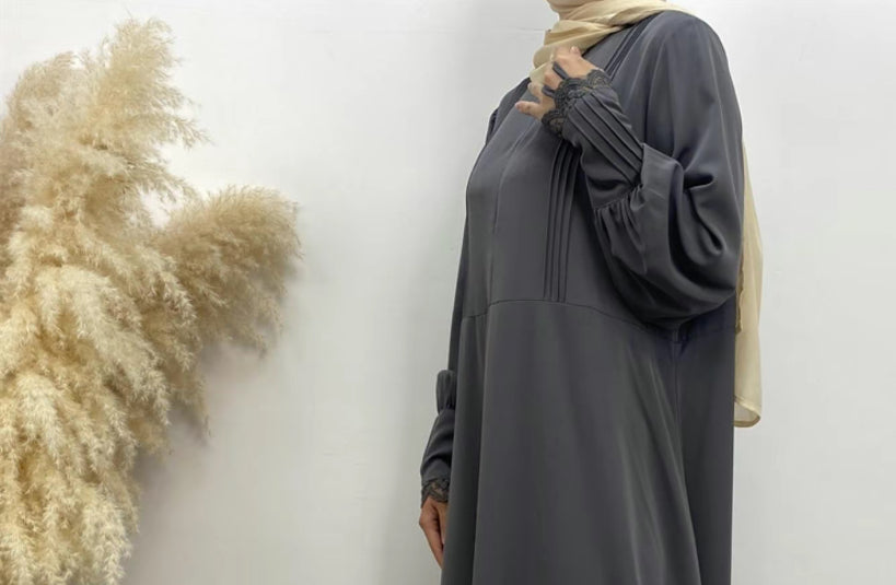 Classic lace abaya - Maha abaya