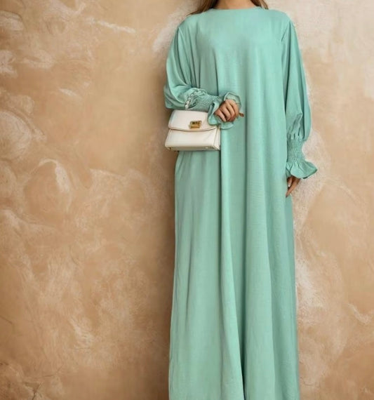 Essential abaya - shirred sleeves abaya